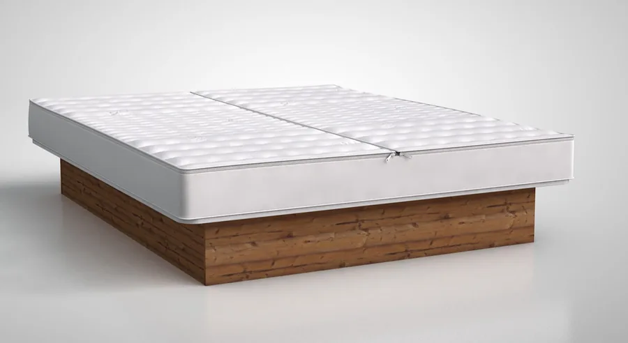 Wasserbett mit gepolstertem Rahmen aus der Ausstellung des Wasserbettencenters Homburg